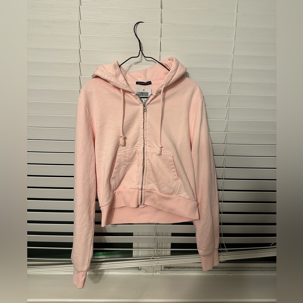 Brandy Melville Women's Zip Up Hooded Sweatshirt Pink Small